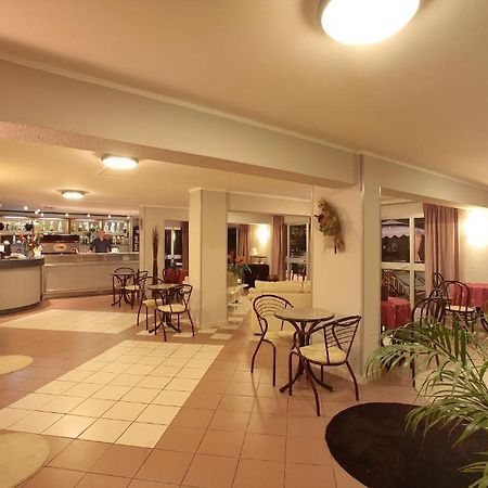Hotel David ราเวนนา ภายนอก รูปภาพ